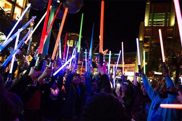 lightsaber-tribute